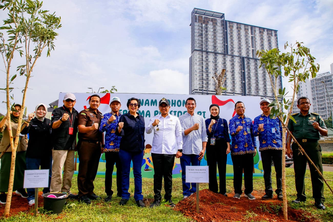 TANAM POHON SERENTAK BERSAMA PRESIDEN (ONLINE) DALAM RANGKA HARI TANAM NASIONAL 2023